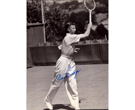 Tennis Don Budge signed 8x6 black and white vintage original photo. John Donald Budge (June 13, 1915 - January 26, 2000) was 
