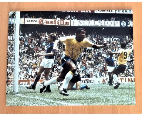 Football, Jairzinho signed 12x16 colour photograph pictured in action whilst playing for Brazil in the 1970 World Cup Final a