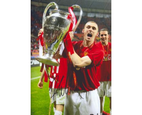 Football Darren Fletcher signed Manchester United Champions League Winner 12x8 colour photo. Darren Barr Fletcher (born 1 Feb