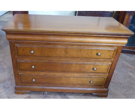 Modern bedroom chest of drawers on bracket feet, 114cm wide. Condition reports are not available for Interiors Sales.