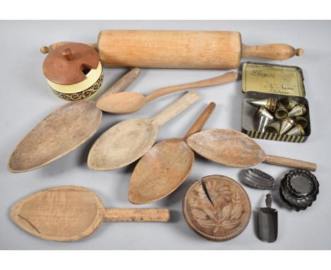 A Small Collection of Vintage French Kitchenalia 