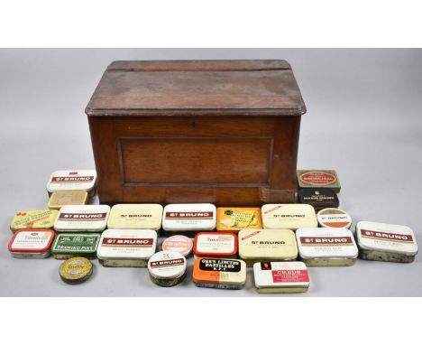 A Vintage Sewing Machine Box with Hinged Lid, 423cm Wide 