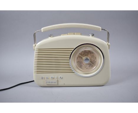 A Steepletone Vintage Style Three Band Radio, Untested 
