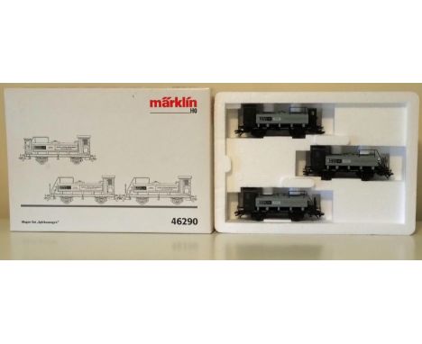 Marklin H0 3-rail 46290 wagon set.  Set of three Privately owned cars for transporting alcoholic spirits, used on the Royal B