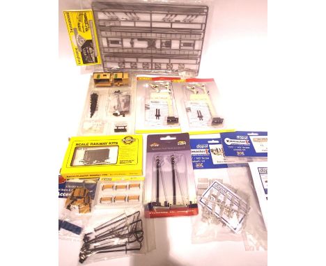 Selection of OO scale accessories; signals, figures, lineside, lamps, wagon kit etc. P&amp;P Group 1 (£14+VAT for the first l