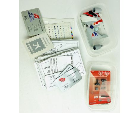 Assorted Spare Wings &amp; Wheels P&amp;P Group 1 (£14+VAT for the first lot and £1+VAT for subsequent lots) 
