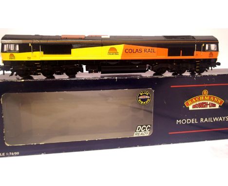 Bachmann Class 66 re-finished as 66843 Colas Rail. P&P Group 1 (£14+VAT for the first lot and £1+VAT for subsequent lots)Cond