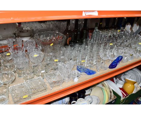 A LARGE QUANTITY OF  ASSORTED GLASSWARE to include seven vintage brown glass ale bottles to include King's Ale, Bass, Jubilee