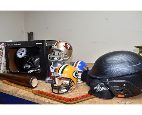A COLLECTION OF AMERICAN SPORTS ITEMS, to include a Rawlings baseball bat 'Adirondack Pro', big stick 460 professional model,