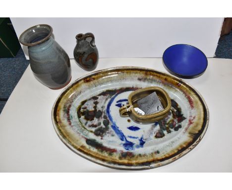 FIVE VINTAGE POTTERY ITEMS, to include Lluis Castaldo large oval platter, with a women face painted in blue, and the rest in 