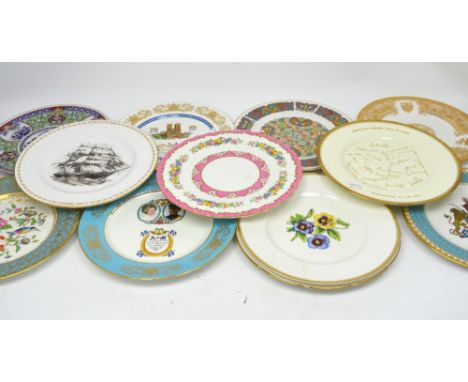 A quantity of Spode, Crown Staffordshire, Royal Worcester and Aynsley cabinet plates to include a Spode 'The Imperial Plate o