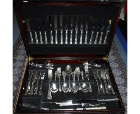 A CANTEEN OF SILVER PLATED CUTLERY in a wooden box