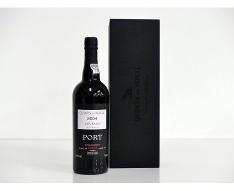 1 bt Quinta do Noval Nacional 2004 Vintage Port Polished owc with original carton