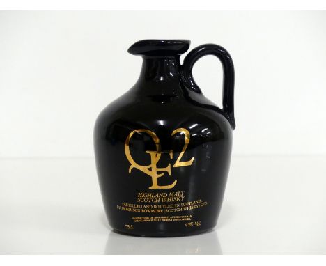 1 75-cl bt QE2 Highland Malt Scotch Whisky Decanter distilled and bottled by Morrison Bowmore (Scotch Whisky) Ltd 43%