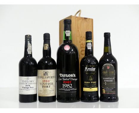 1 bt Taylors Quinta de Vargellas 1978 Vintage Port base of neck 1 bt Royal Oporto 1980 Vintage Port hf, sl dstl 1 magnum Tayl