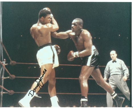 Boxing Doug Jones 10x8 signed colour photo pictured during his fight with Cassius Clay in 1963. Doug Pugilism Jones started o