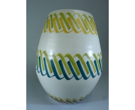 Poole Pottery Freeform vase in the 'Horizontal Rope Pattern' (HYL). Shape no 716