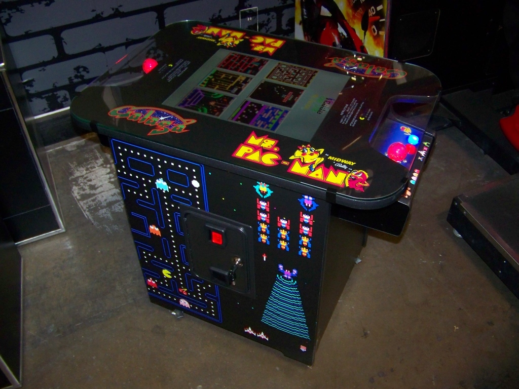 60 IN 1 CLASSIC ARCADE GAME COCKTAIL TABLE NEW! Check pictures for
