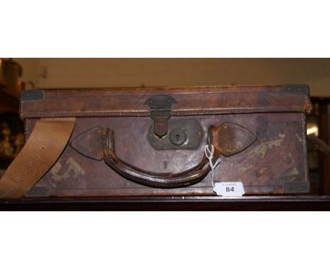 Vintage leather gun cartridge box and contents by J Hobson Gun Maker, 63 Regent Streets, Lemington Spa est.1879