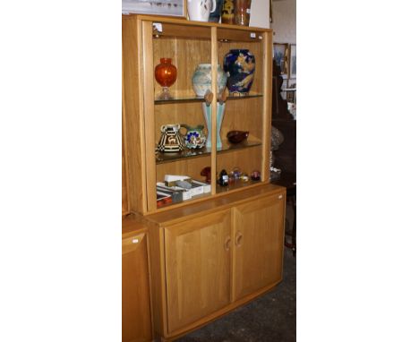 Ercol Golden Dawn 2 Door Display Cabinet on Base 91 cm