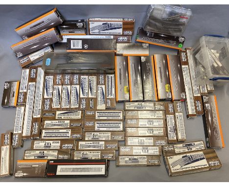 Z Gauge. A good quantity of Marklin Mini-Club track sections, points, uncouplers etc, mostly boxed. Contents of  individual b