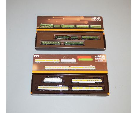 Z Gauge. 2 boxed Marklin Mini-Club Train Sets including 8102 Bavarian Passenger train and 81424 Measurement Passenger Car set