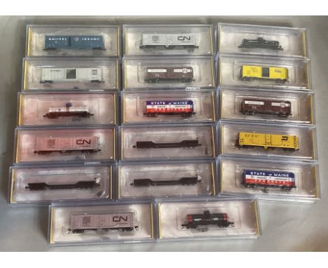 Ex-Shop Stock N gauge Bachmann 17 rolling stock items, including; #17952, #17056 etc (17)