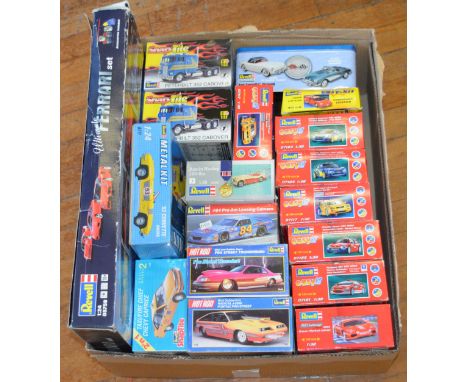 18 boxed Car related Model Kits by Revell in various different scales including a 1:24 scale Ultimate Ferrari set and 7 from 