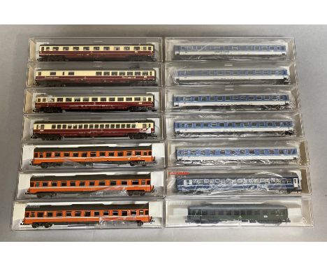 Ex-Shop Stock N Gauge Fleischmann coaches x 14