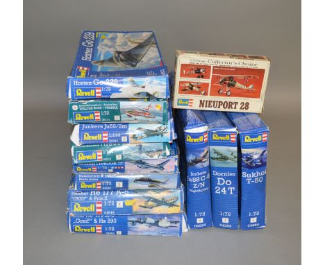 11 boxed Revell plastic model Aircraft kits, predominantly in 1:72 and 1:144 scales together with a boxed Walter Rose/Verena 