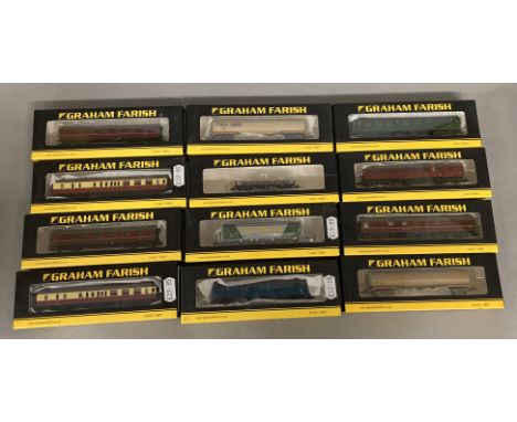 Ex-Shop Stock N gauge Graham Farish by Bachmann x12 coaches, tankers and others, including; #374-847, #373-556C etc (12).