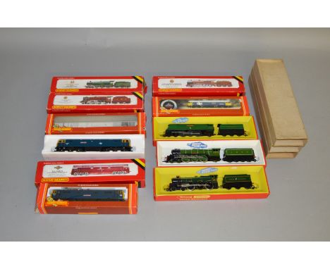 OO Gauge. 9 boxed Hornby/Tri-ang Hornby Steam Locomotives including R 759A GWR 4-6-0 Hall and R.869S S.R. Battle of Britain 4