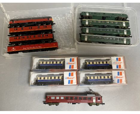 Mixed N Gauge lot inc. 4 x Roco VG boxed coaches, an unboxed Graham Farish R Mail 4 -car diesel set with catenary G and a Rap