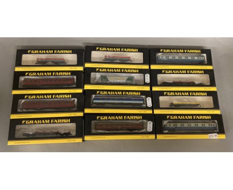 Ex-Shop Stock N gauge Graham Farish by Bachmann x12 coaches, Wagons etc #373-403C, #377-601B, #374-612 etc (12).