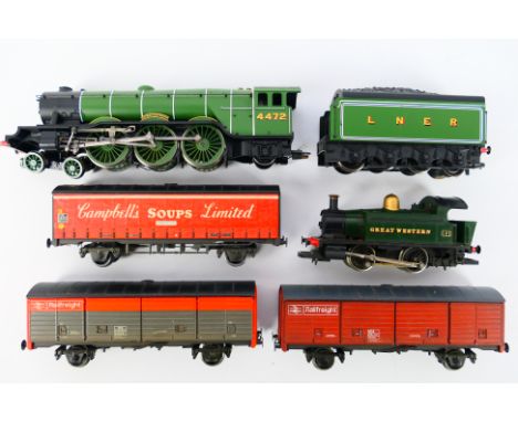 Hornby - A collection of OO gauge models including Flying Scotsman 4472 in LNER livery, an 0-4-0T Great Western engine number