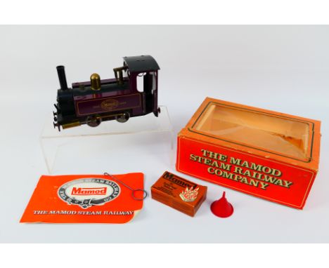 Mamod - A boxed Mamod 'Limited Edition' O gauge 0-4-0 tank locomotive. The locomotive in maroon was issued to commemorate the