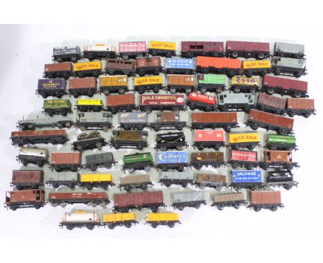 Hornby Dublo, Peco, Wrenn - 68 x OO Gauge model railway rolling stock  - Lot to includes wagons, tanker wagons, freight wagon