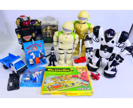 Vivid Imaginations - McFarlane - Sanson - Victory - Others - A mixed lot of carded action figures, and unboxed plastic robots