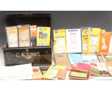 Cartography - a collection of maps and charts, various, ordnance survey, motoring, etc (qty) 