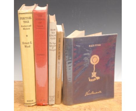 Yoga – Wood (Ernest E[gerton], 1883-1965), Practical Yoga Ancient and Modern, introduction by Paul Brunton, London, Rider &am