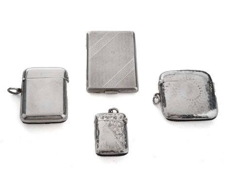 An Edward VII seamless vesta case, by Sampson Mordan &amp; Co, Chester 1908, with plain seamless body, 5cms high; together wi