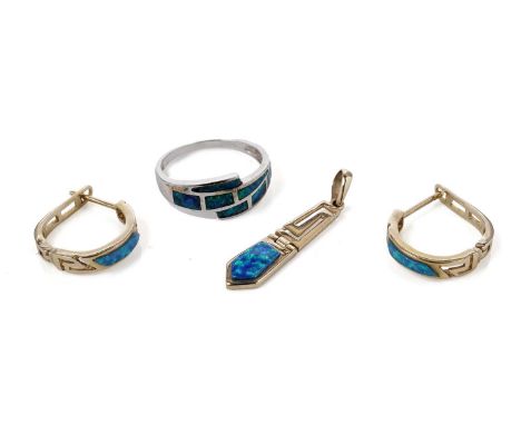 A pair of synthetic opal hoop earrings, in yellow gold, stamped "585", each 16mm high; and a synthetic opal pendant, of openw