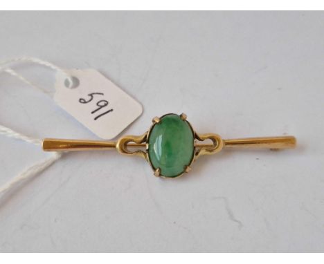 A high carat gold and jade mounted brooch 5 gms