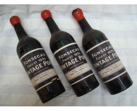 Three bottles of 1970 Fonseca Vintage Port (3). 