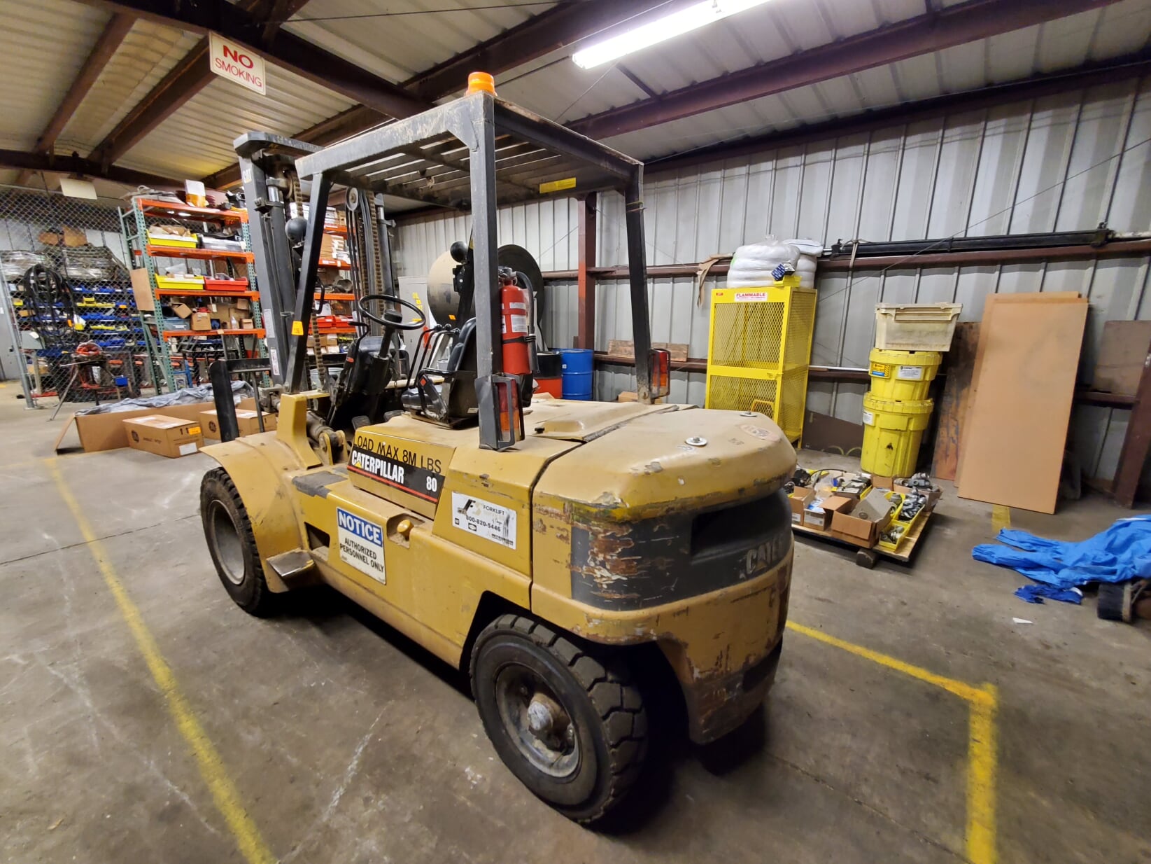 Caterpillar 8000 lb. Forklift, model 80, s/n 3CM12042