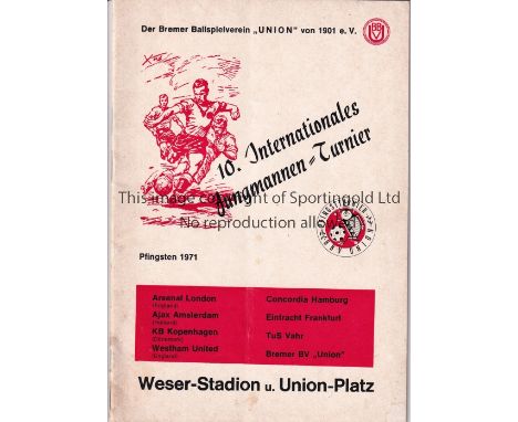 ARSENAL / WEST HAM UNITED / 1971 TOURNAMENT    Programme for the Hamburg Youth Tournament 29-31/5/1971 including Arsenal, Wes