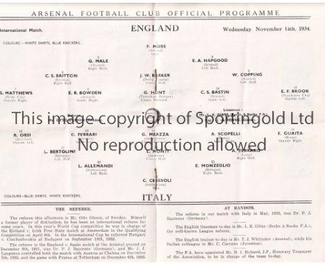 ENGLAND V ITALY AT ARSENAL 1934     Programme for the International at Arsenal FC 14/11/1934 I  which 7 Arsenal players appea