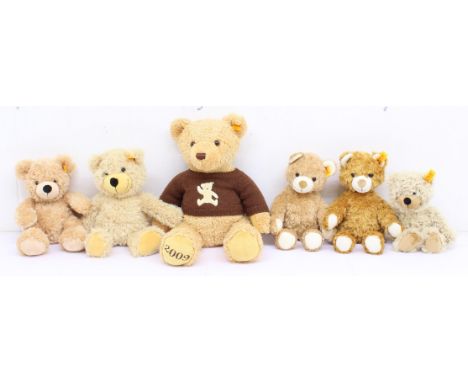 Steiff: A collection of six assorted unboxed Steiff bears to comprise: 111327, 012938, 012877, 022760, 022791, and 663130. Ge