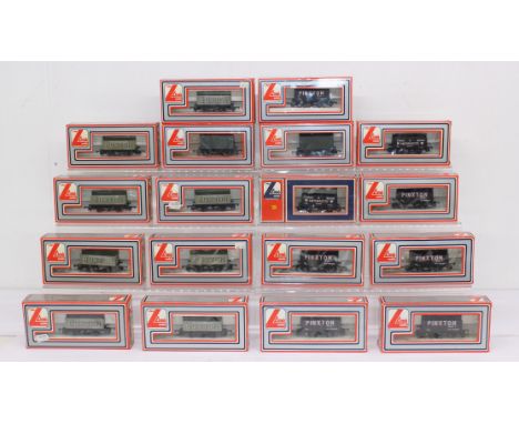 Model Railway: A collection of eighteen boxed, OO Gauge Lima rolling stock, varying examples. General condition is very good.