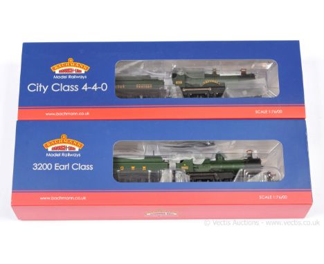 Bachmann OO Gauge pair of GWR Steam Outline Locomotives consisting of Ref 31-087DC 4-4-0 Loco and Tender GWR green Earl Class